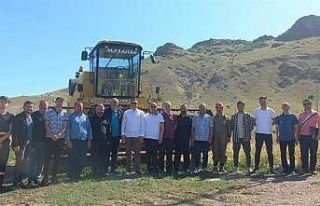Biçerdöver operatörü kursunda eğitim alan vatandaşlar...