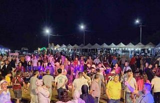 Binlerce kişi şenlikte doyasıya eğlendi