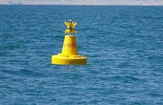 Binlerce yıllık mikrobiyalitler şamandıralar ile...