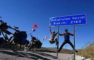 Bisikletle Fransa’dan Erzincan’a yolculuk