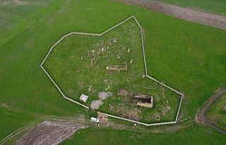 Bitlis’te 557 yıllık tarihi mescit yok olma tehlikesiyle...