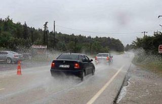 Bolu’da sağanak dereleri taşırdı