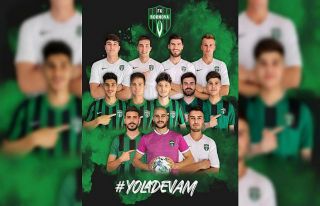 Bornova FK, 12 oyuncusuyla yeniden anlaştı