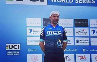 Bostancı’da otomobilin çarptığı bisikletli...