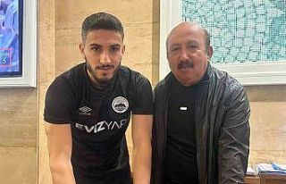 Bucaspor 1928 ile yollarını ayıran Hasan Çelik,...