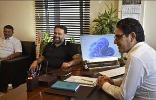 Burhaniye’de muhtarlara baraj ve regülatör bilgilendirmesi