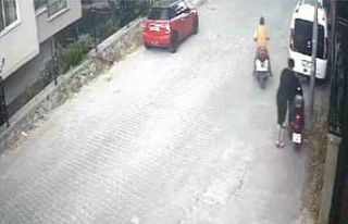 Bursa’da motosiklet hırsızları kamerada