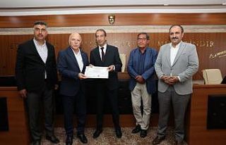 Büyükşehirde sertifikalar dağıtıldı