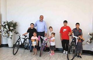 Canik, ‘Uzay Keşif Günü’nde hediye dağıtacak