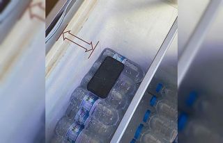 Cep telefonunu sıcaktan bu şekilde korudu