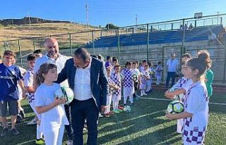 Çiçekdağı ilçesinde yaz futbol okulu başladı