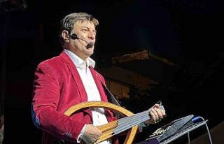 Coşkun Sabah sevenleriyle buluştu