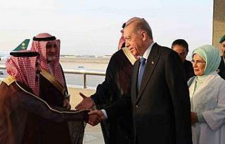 Cumhurbaşkanı Erdoğan Suudi Arabistan’da