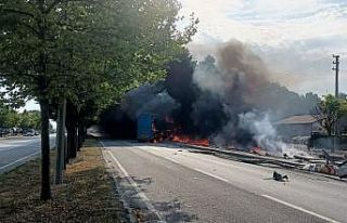 D-650’de tır bomba gibi patladı, faciadan dönüldü