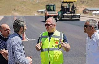 Danişment Gazi TOKİ yolu yenileniyor