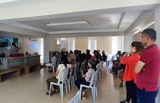 Demreli üreticilere tuzak dağıtıldı