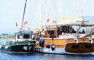 Denizlerden 9 günde 250 bin litre pis su toplandı