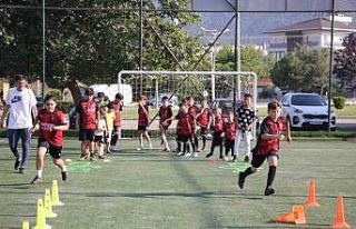 Denizli İdmanyurdu temeli sağlam attı