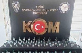 Denizli’de kaçak tütün ve cinsel içerikli hap...