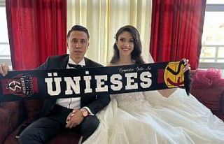 Deplasmanda tanışan Eskişehirsporlu çift dünya...