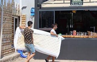 Depremden sağ kurtulup geldikleri Marmaris’te de...