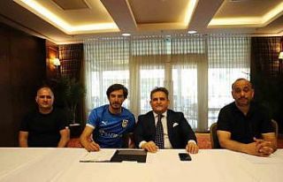 Derincespor FK, Fenerbahçe efsanesi Turhan Sofuoğlu’na...