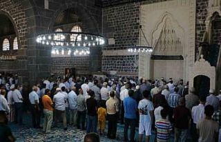 Diyarbakır’da 15 Temmuz şehitleri için mevlit...
