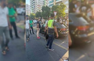 Diyarbakır’da iki araç çarpıştı: 3 yaralı