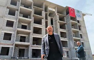 Doğanşehir’de deprem konutları devam ediyor