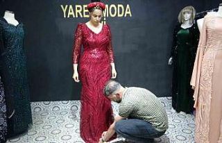 Düğün sezonu yöresel kıyafetlere ilgiyi arttırdı