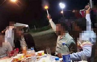 Düğünde onlarca kişinin içinde havaya böyle...