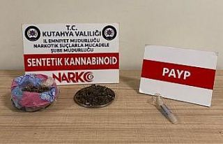 ’Dur’ ihtarına uymayan araçtan uyuşturucu çıktı,...