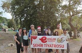EBŞT Uluslararsı şenliğe renk kattı