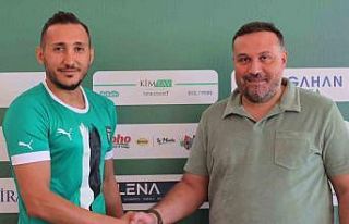 Efeler 09 Spor, takım kaptanı Sabutay ile yeniden...