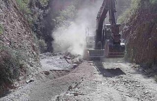 Efeler’in ekipleri çiftçilerin yanında