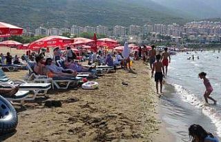 Eğirdir Gölü, Akdeniz sahillerini aratmadı