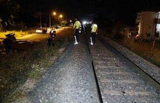 Elazığ’da trenin çarptığı kadın ve çocuk...