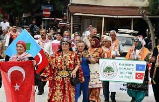 Emet’te Yörük ve Türkmen derneklerinin kortej...