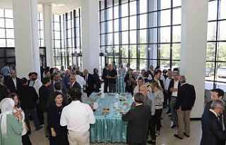 ERÜ’de bayramlaşma töreni düzenlendi