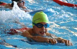 Erzincan Olimpik Yüzme Havuzu ağustos ayı kurs...