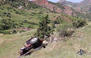 Erzurum’da tarlada traktör devrildi: 1 ölü