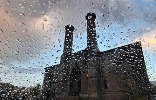 Erzurum’da yağmurlu hava hafta başı gidiyor