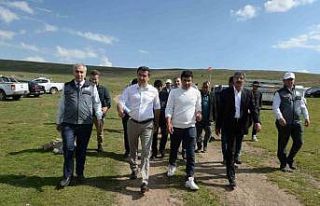 Erzurum’un meraları göçer aileleri ağırlıyor