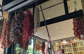 Eskişehir’de hava sıcakları sebze kurutma sezonunu...