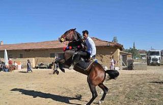 Eskişehir’in ilk cirit takımı görkemli bir organizasyonla...