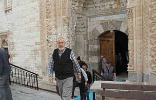 Eşrefoğlu Camisi’ni bayram tatilinde 19 bin 511...