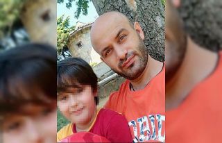 Ev sahibi zamda anlaşamadığı kiracısını çocuklarının...