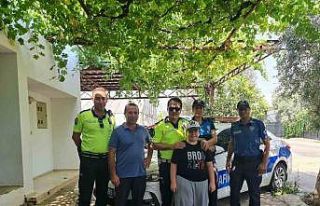 Fethiye polisinin ’Gönül Bağı’ projesi devam...