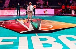 FIBA, LED Cam Zeminli sahasını Madrid’de tanıttı