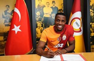 Galatasaray, Zaha ile 3 yıllık sözleşme imzaladı